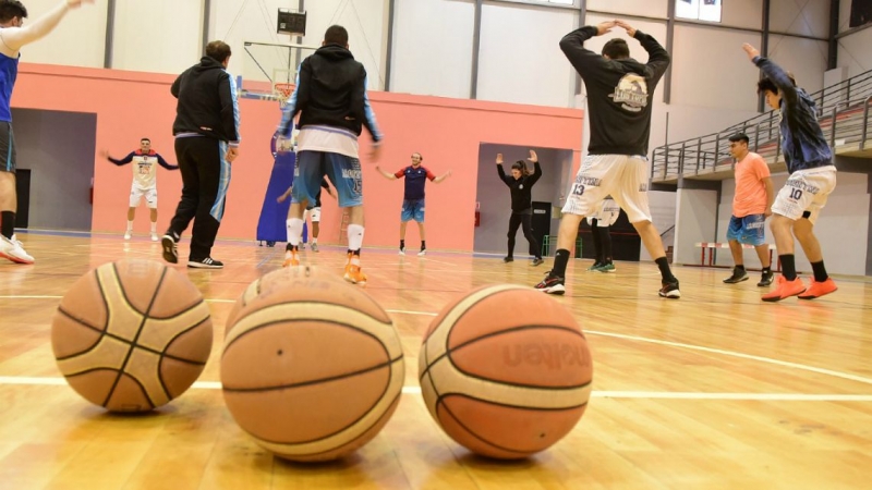 entrenamiento basquet