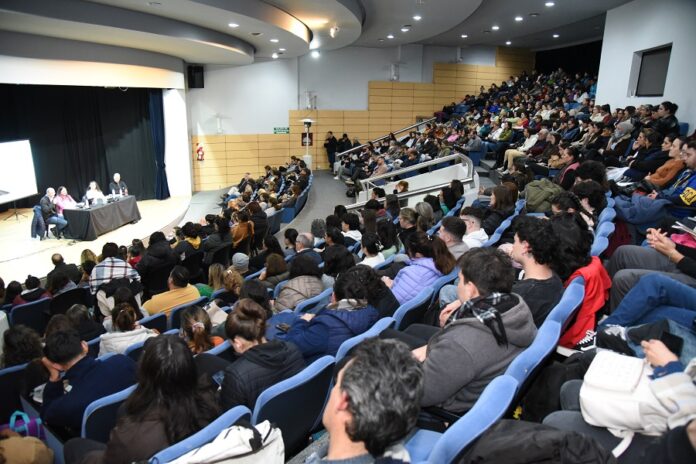 Charla-ciberbullying