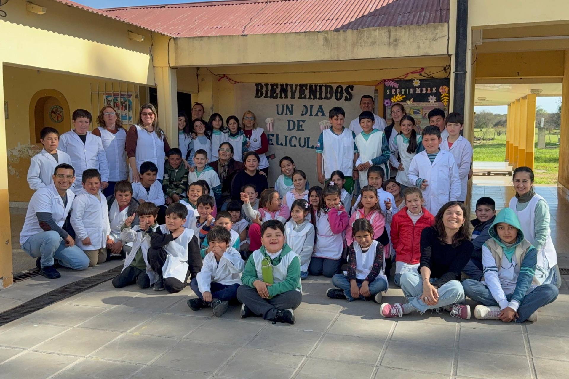El Programa Un Día de Película llegó a Mojones Norte en el departamento Villaguay